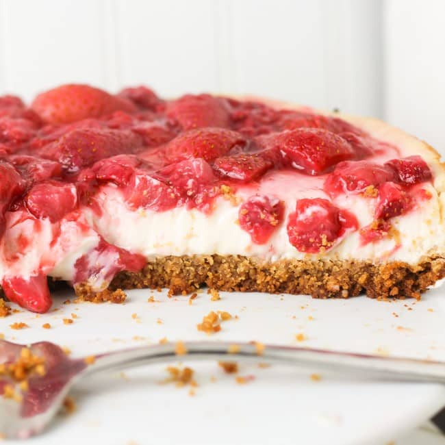 Strawberry Vegan Cheesecake (No Cashews) - Vegan With Curves