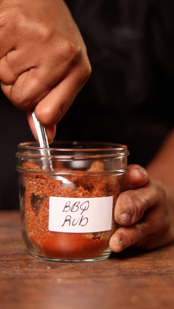 mix seasonings in mason jar