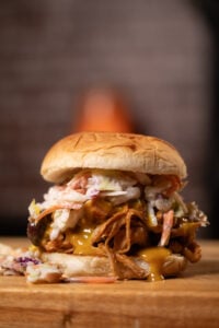 vegan pulled pork on a bun